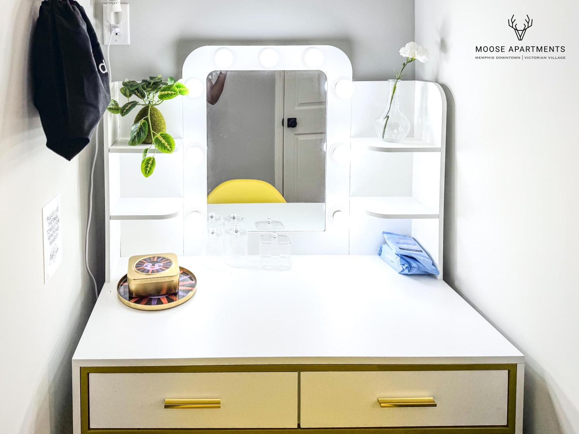 The Moose #9 - Brand New Luxe Modern Loft With Free Parking, King Bed & Fast Wifi Daire Memphis Dış mekan fotoğraf