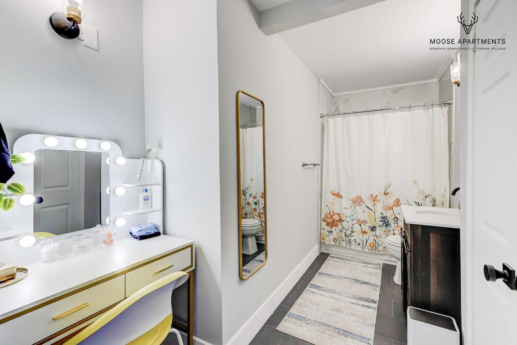 The Moose #9 - Brand New Luxe Modern Loft With Free Parking, King Bed & Fast Wifi Daire Memphis Dış mekan fotoğraf